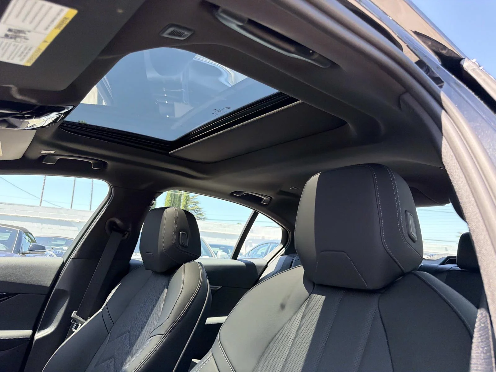New 2027 Black Sapphire Metallic BMW eDrive40 image 18