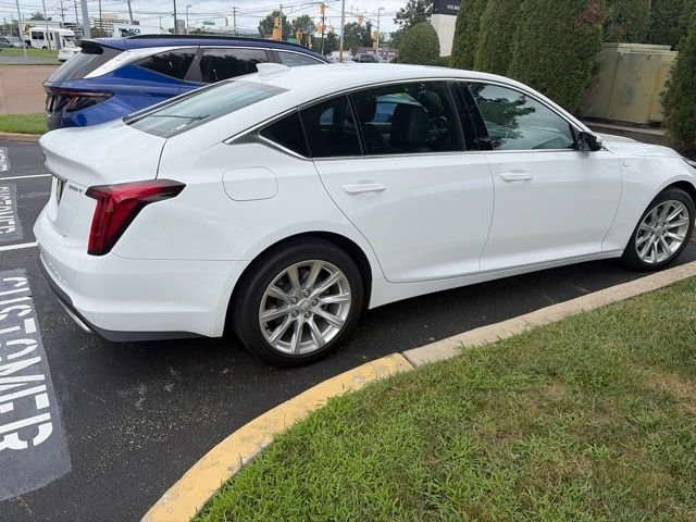 Used 2022 White Cadillac Luxury image 3