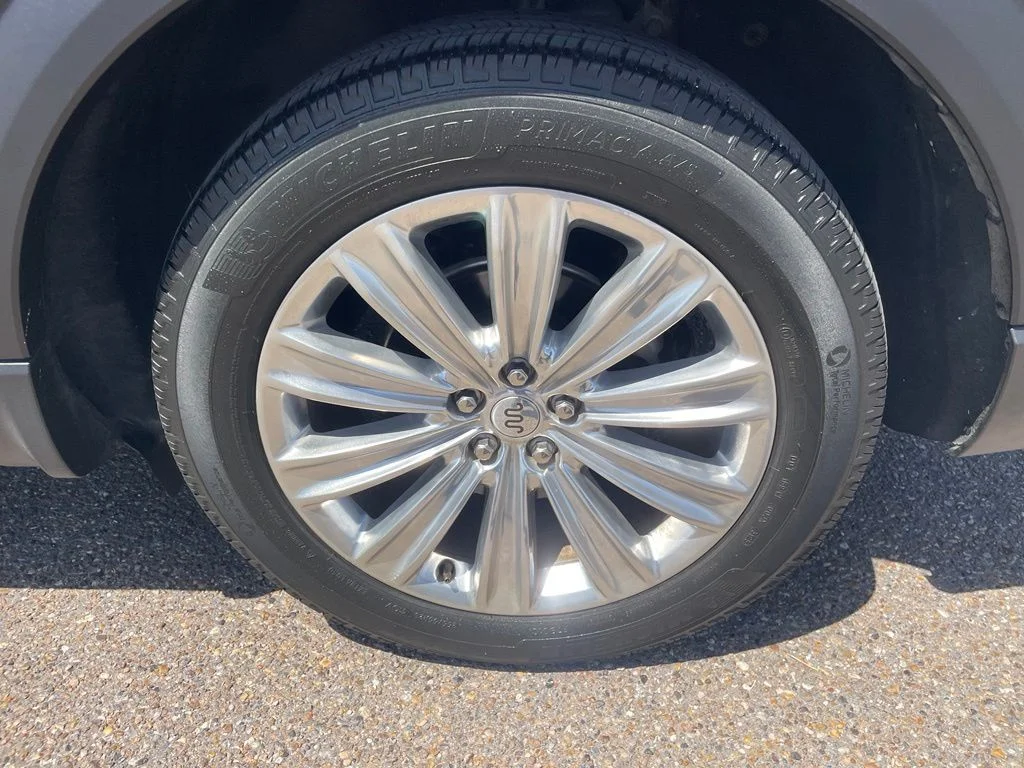 Used 2023 Black Ford King Ranch image 18
