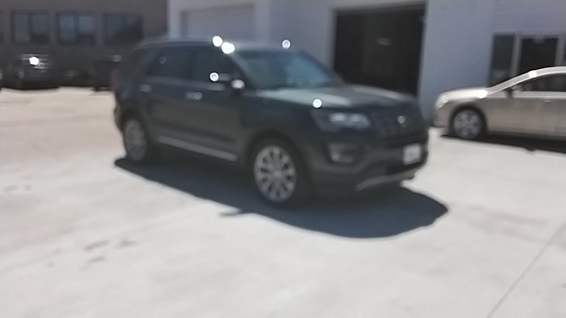 Used 2016 Gray Ford LIMITED image 7