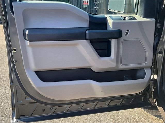 Used 2018 Gray Ford XL image 18
