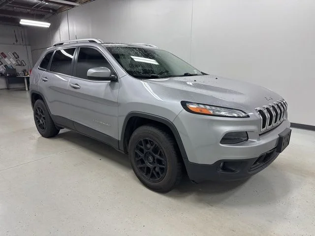 Certified Used 2018 Silver Jeep Latitude Plus image 3