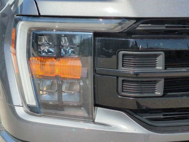 Certified Used 2022 Gray Ford XLT image 10
