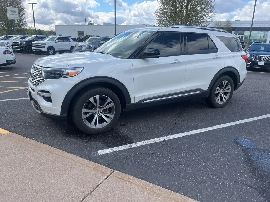 2020 Ford Explorer Platinum 4WD's photo