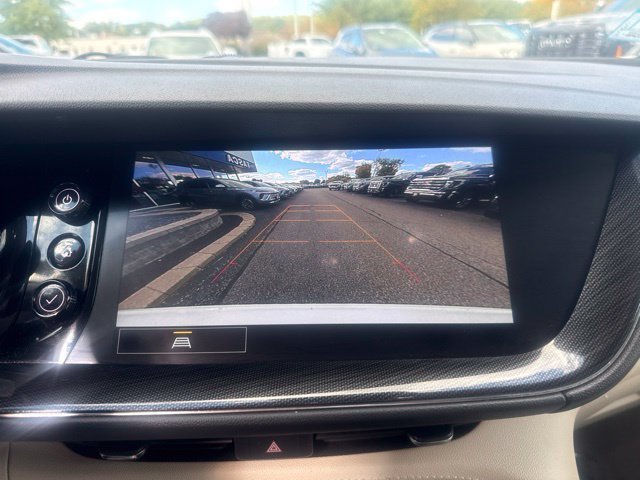Used 2022 SUMMIT WHITE Buick Preferred image 18