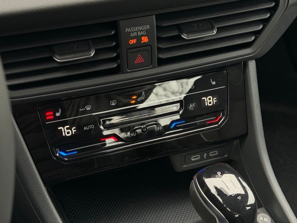 2026 Volkswagen Jetta Sport - Photo 32