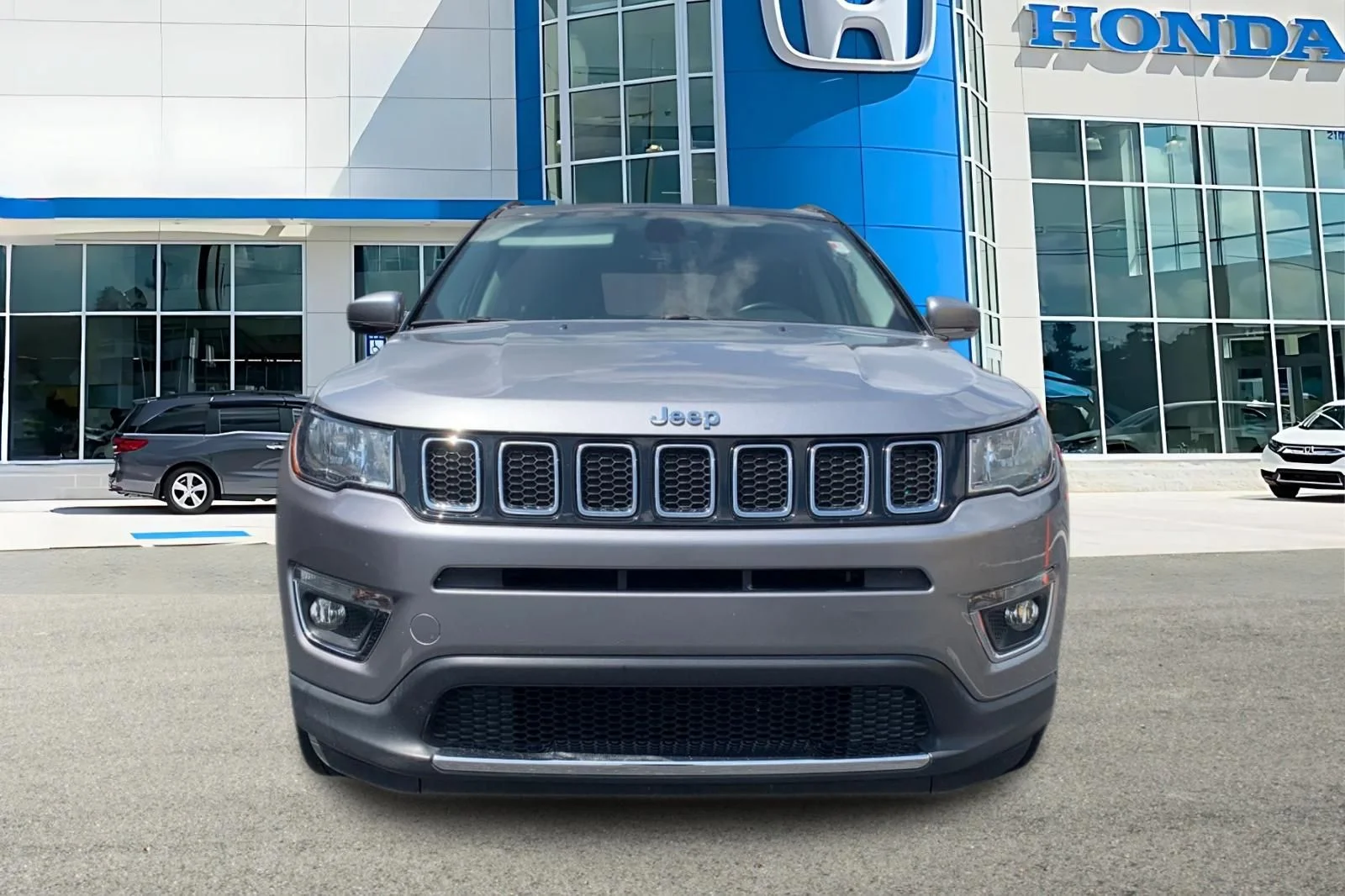Used 2018 Silver Jeep Limited image 6