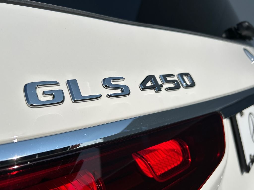 New 2026 Polar White Mercedes-Benz GLS 450 image 32