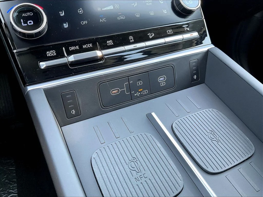New 2026 White Hyundai Limited image 23