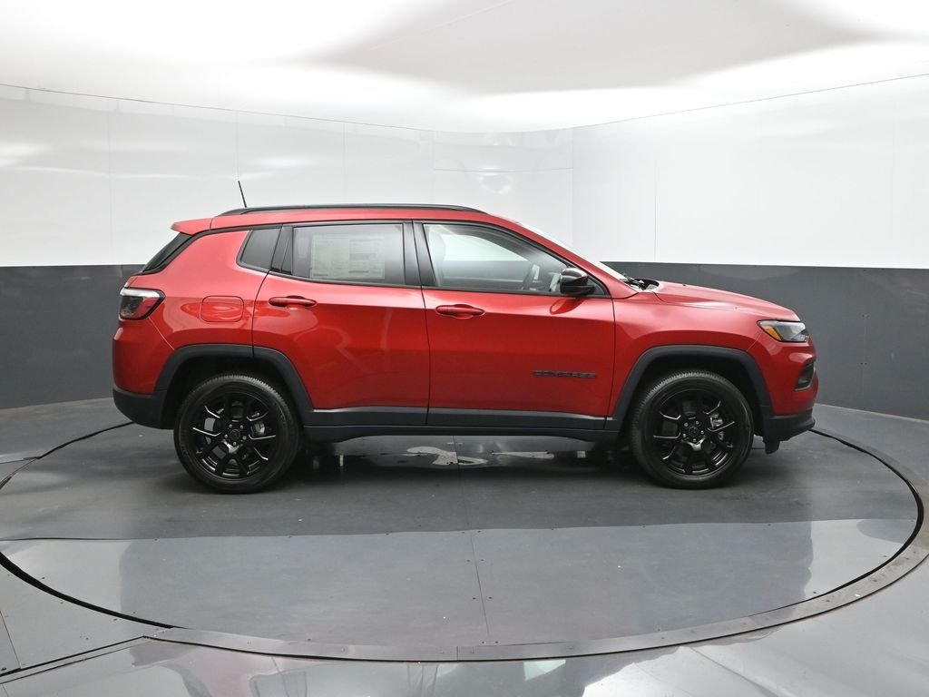 New 2026 Red Hot Pearlcoat Jeep Latitude image 11