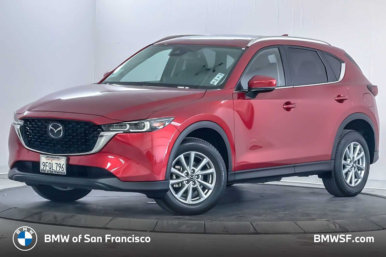 2023 Mazda CX-5 S Preferred package Auto AWD's photo