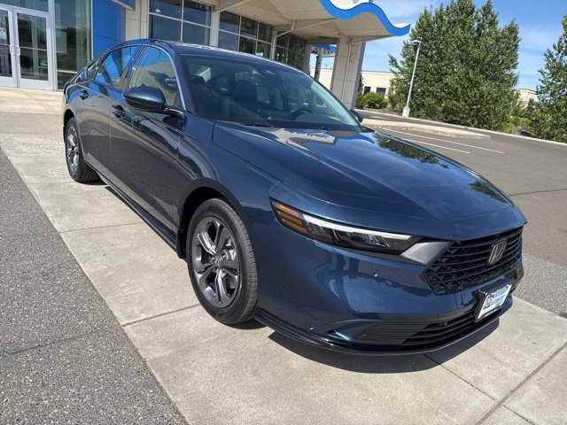 Used 2026  Honda EX-L image 1
