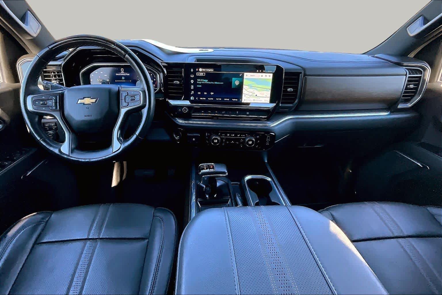 Used 2025 Sterling Gray Metallic Chevrolet High Country image 15