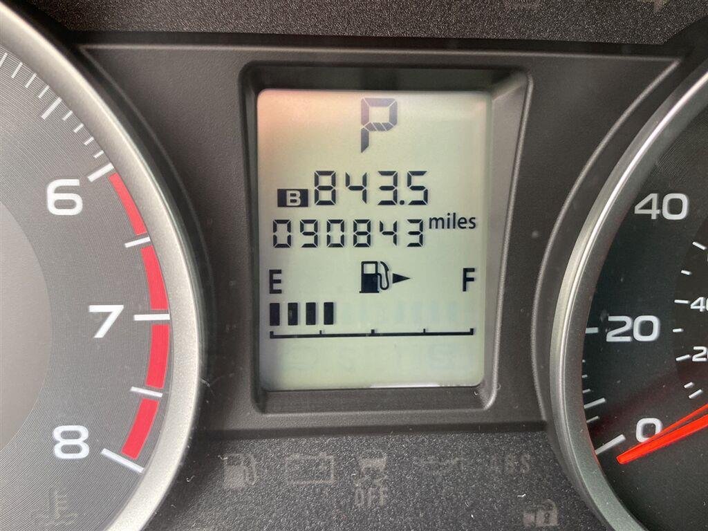 Used 2014 Burnished Bronze Metallic Subaru 2.5i Premium image 23
