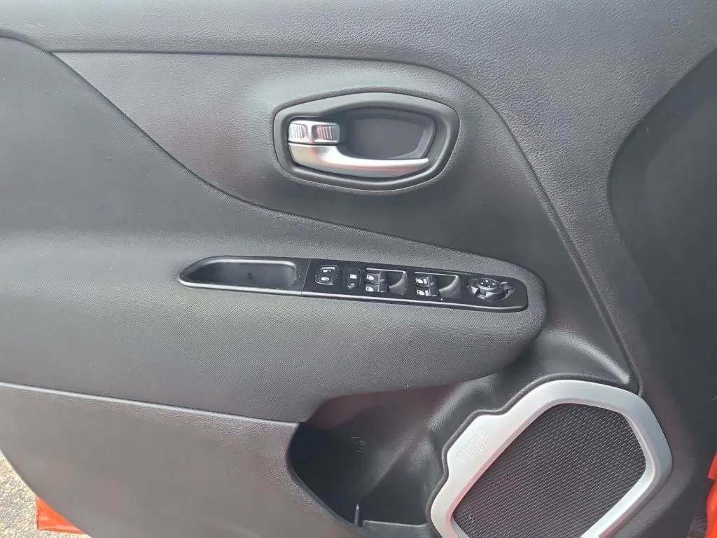 Used 2021 Orange Jeep Latitude image 14