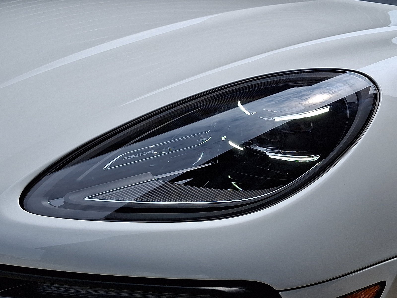 New 2026 Carrara White Metallic Porsche  image 12