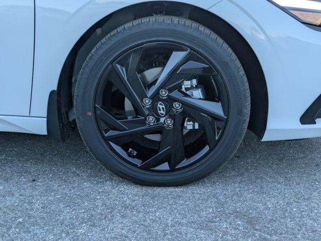 New 2026 White Hyundai SEL Sport image 11