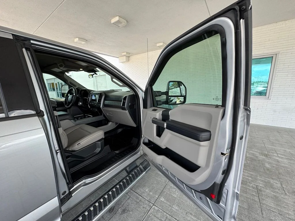 Used 2020 Silver Metallic Ford XLT image 14