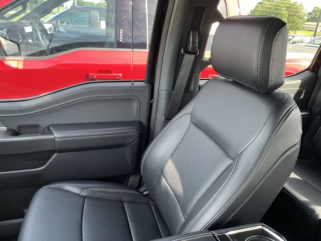 Used 2024 Black Ford Lariat image 24