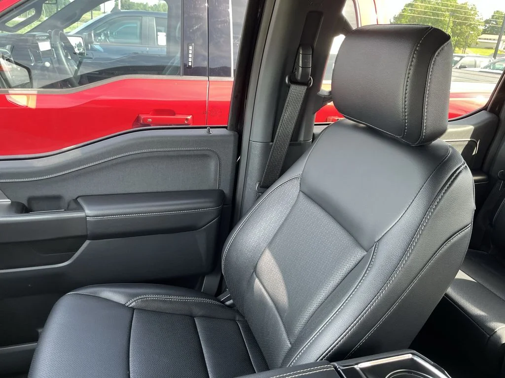 Used 2024 Black Ford Lariat image 24