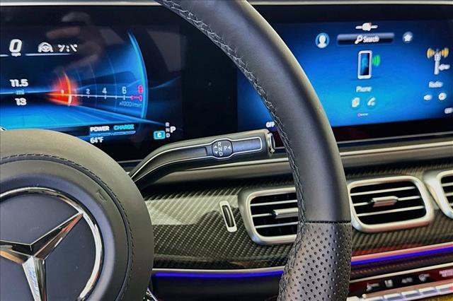 New 2026 MANUFAKTUR Moonlight White Metallic Mercedes-Benz AMG® GLE 63 S image 45