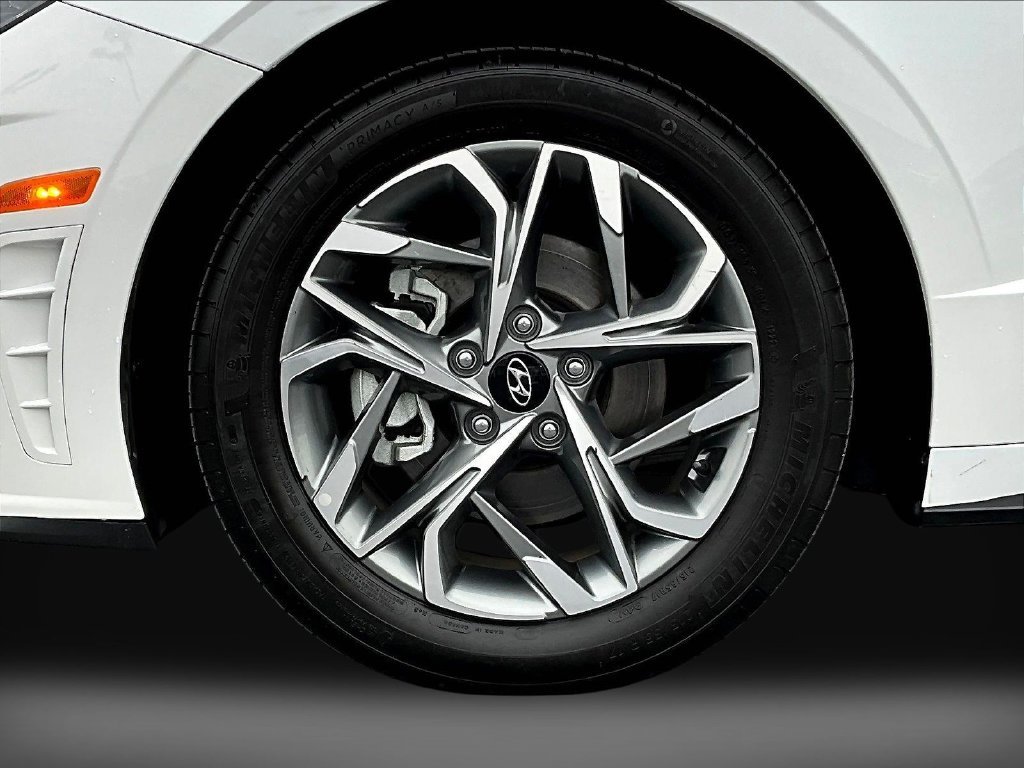 Certified Used 2022 Gray Hyundai SEL image 33