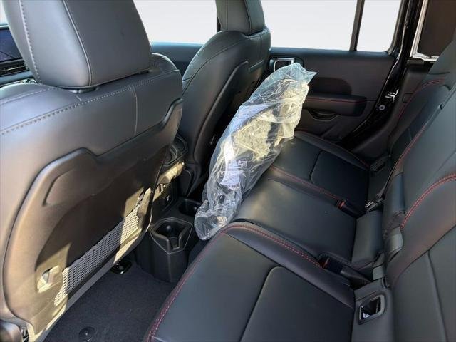 New 2026 Black Clear-Coat Exterior Paint Jeep Rubicon image 13