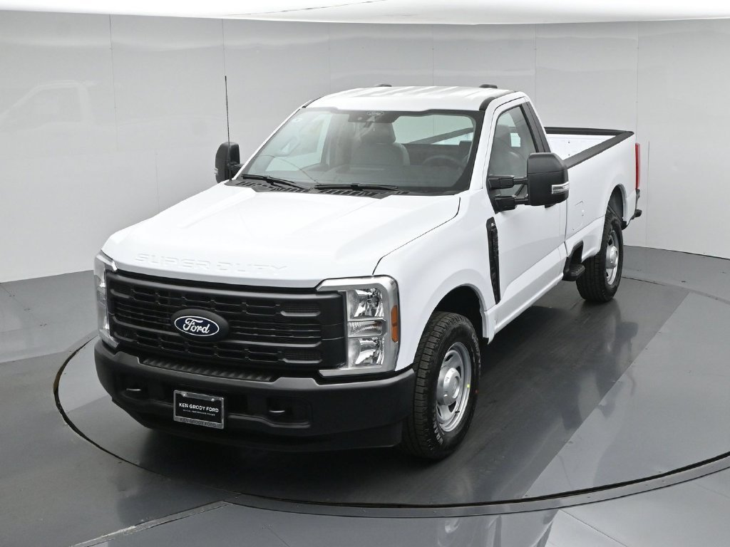 New 2027 Oxford White Ford XL image 31