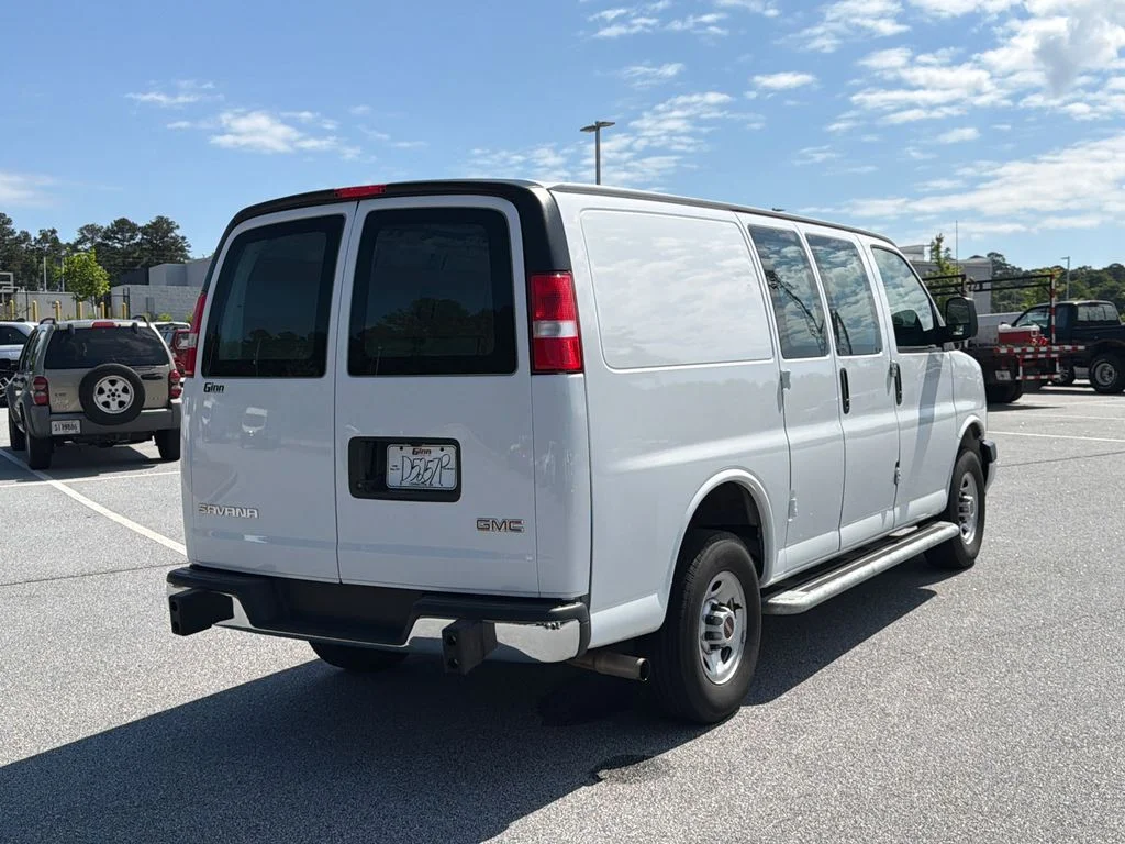Used 2024 White GMC Work Van image 7