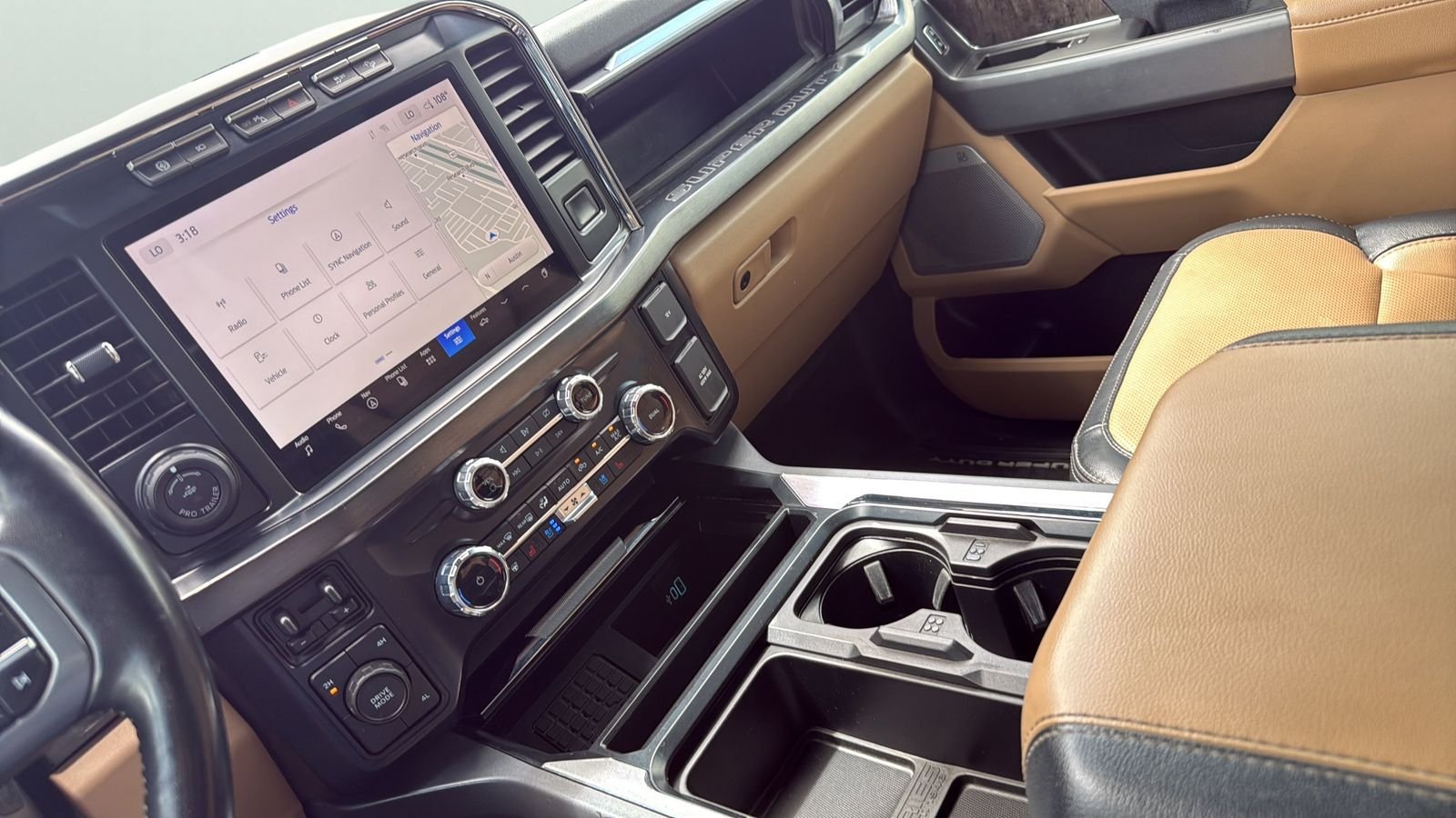 Used 2024 Brown Ford Lariat image 20