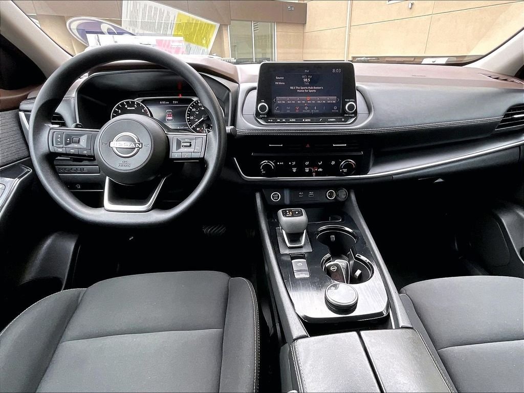 Used 2023 Gray Nissan S image 21
