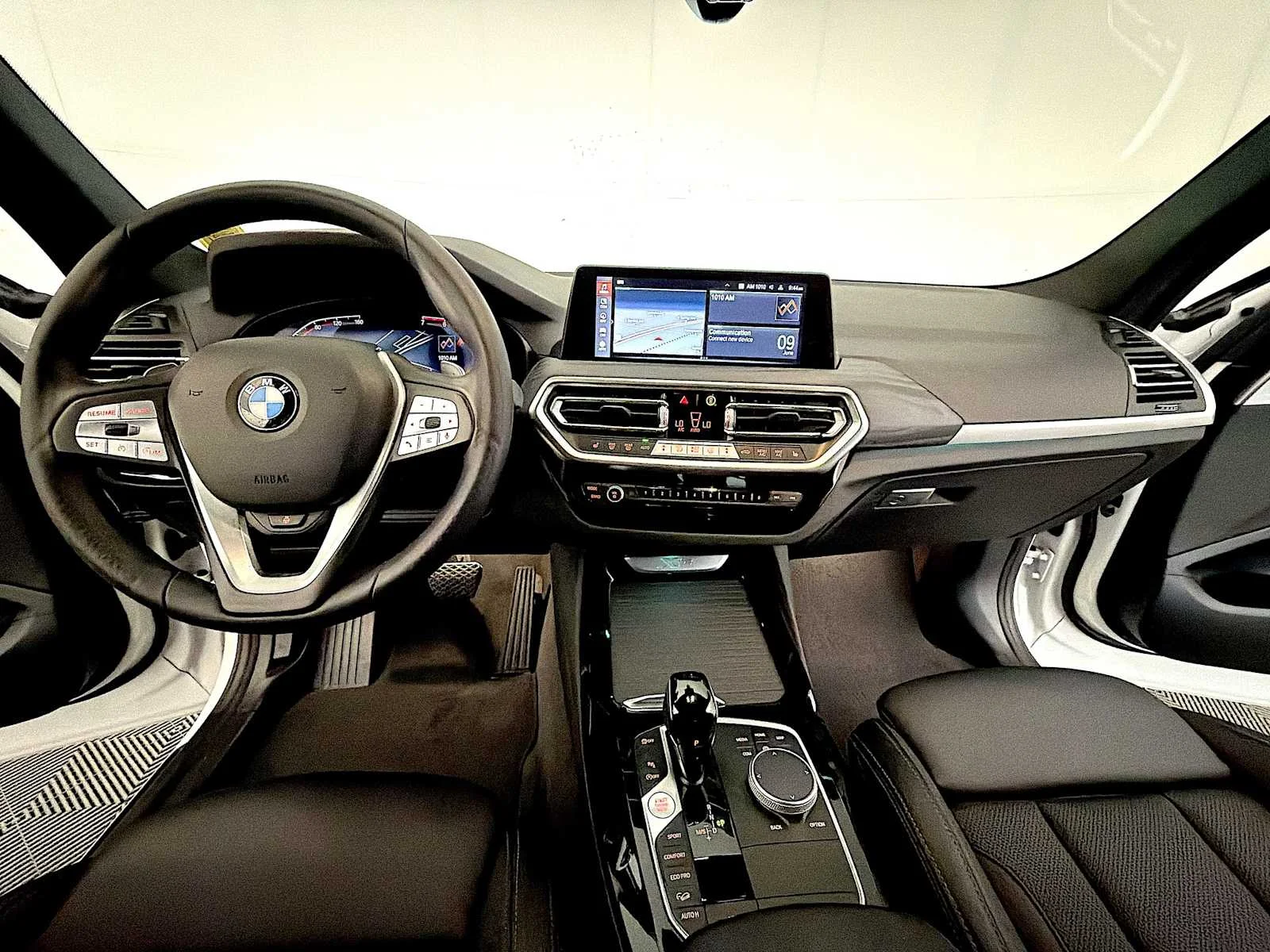 Used 2023 Alpine White BMW xDrive30i image 12