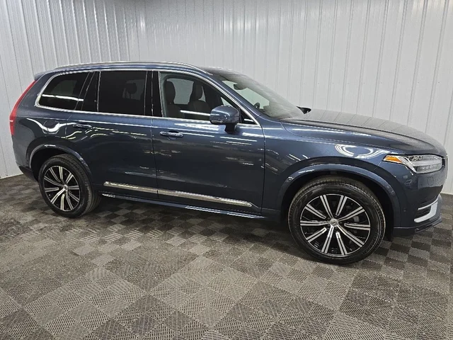 2024 Volvo XC90 B6 Plus Bright Theme