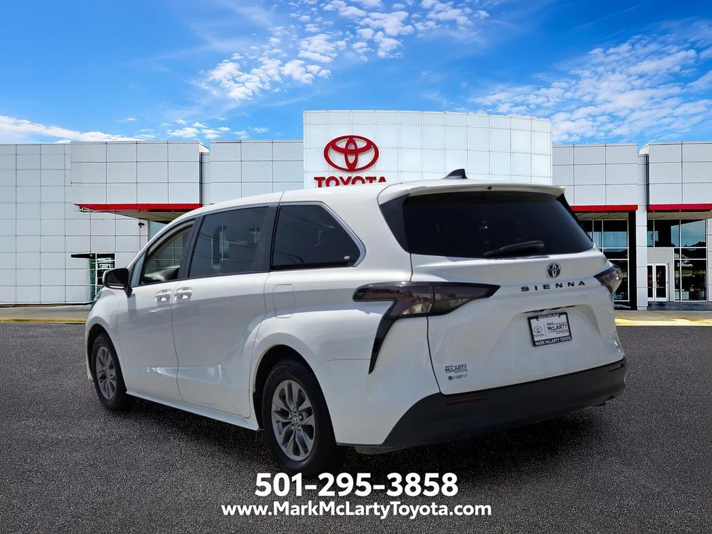 Used 2025 White Toyota LE image 3