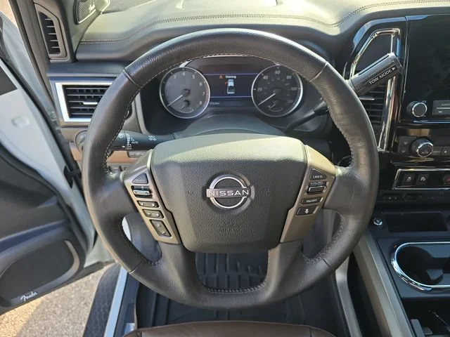 Used 2024 White Nissan Platinum Reserve image 25