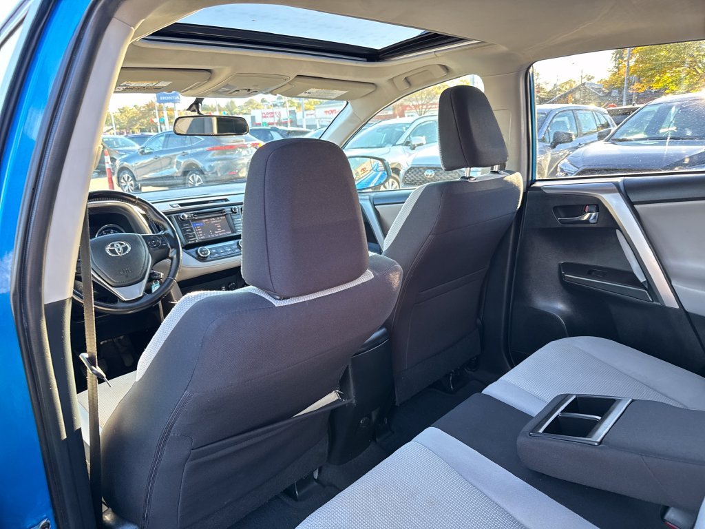 Used 2016 Blue Toyota XLE image 39