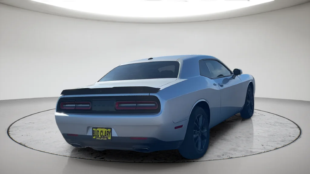 Used 2020 Silver Dodge SXT image 15
