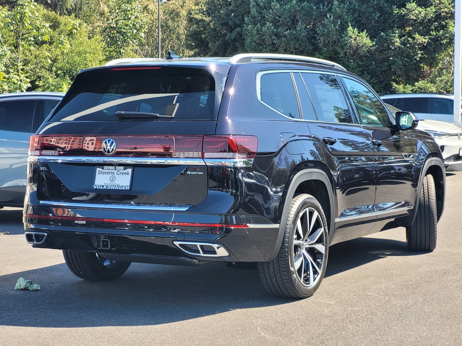 2025 Volkswagen Atlas SEL Premium R-Line - Photo 4