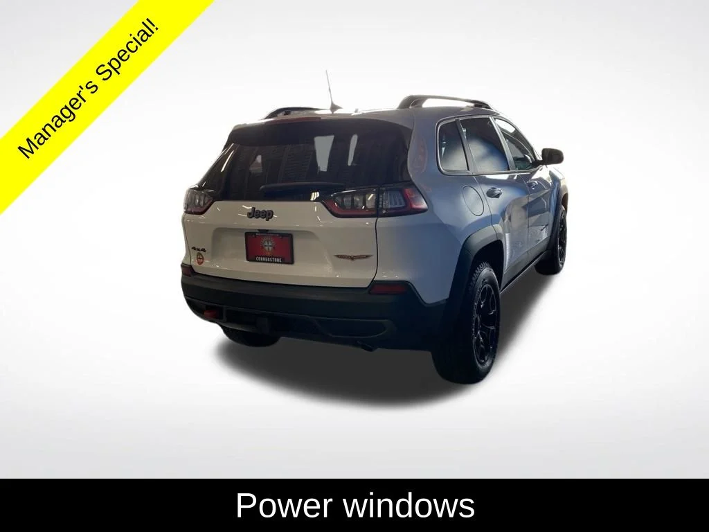 Used 2022 White Jeep Trailhawk image 17
