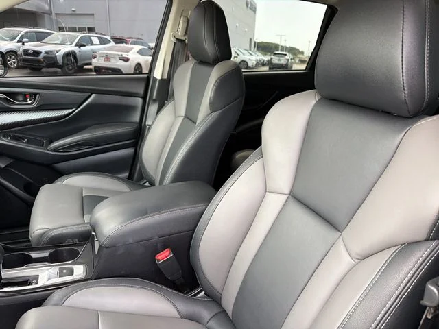 Used 2022 Blue Subaru Onyx Edition image 19