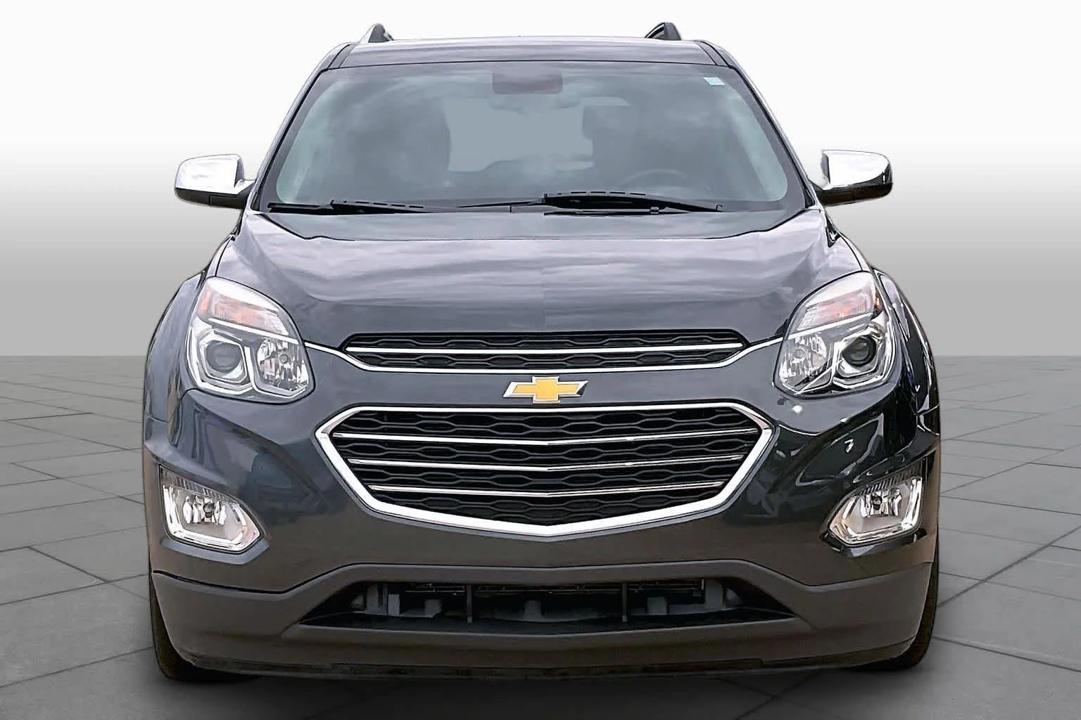 Used 2017 Nightfall Gray Metallic Chevrolet Premier image 4