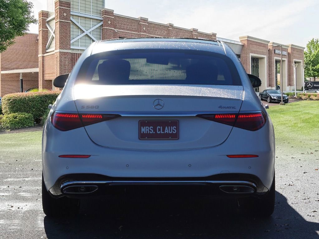 New 2026 MANUFAKTUR Moonlight White Magno Mercedes-Benz S 580 image 23