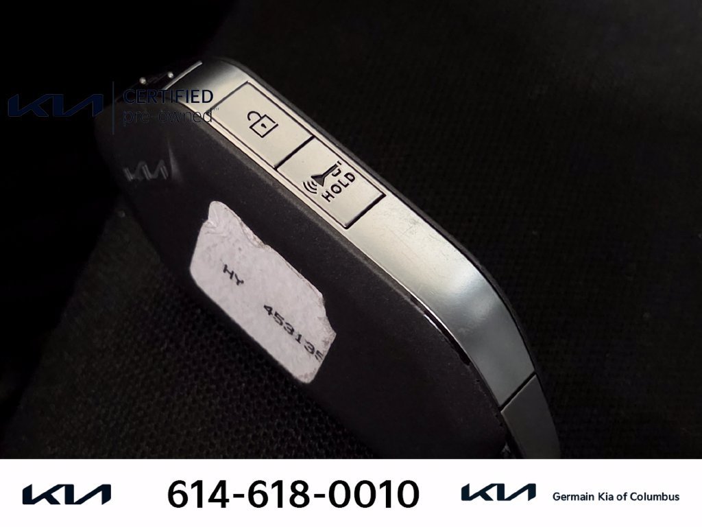 Used 2026 White Kia LX image 33