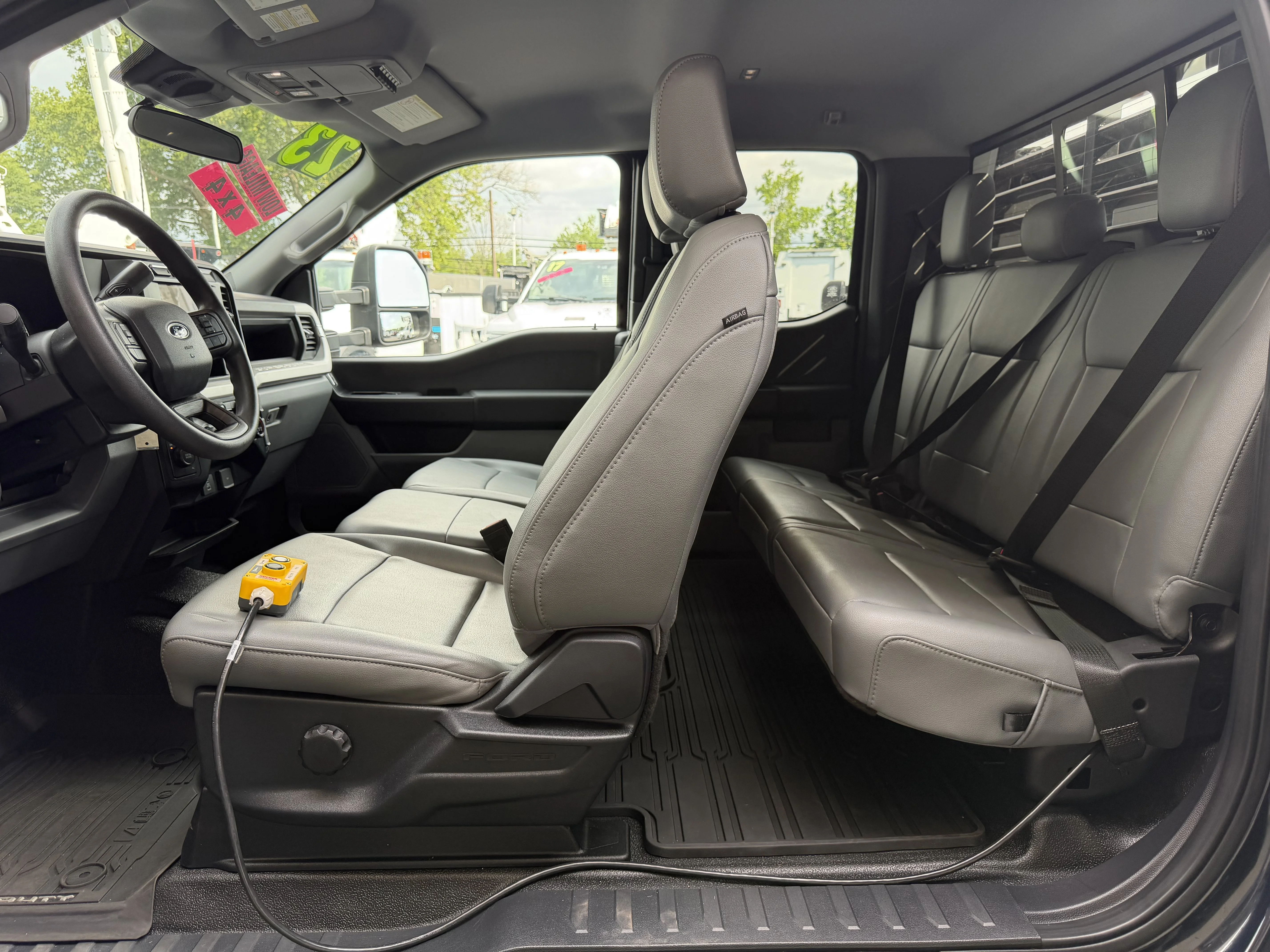 Used 2023 Antimatter Blue Metallic   Hx Ford XLT image 14