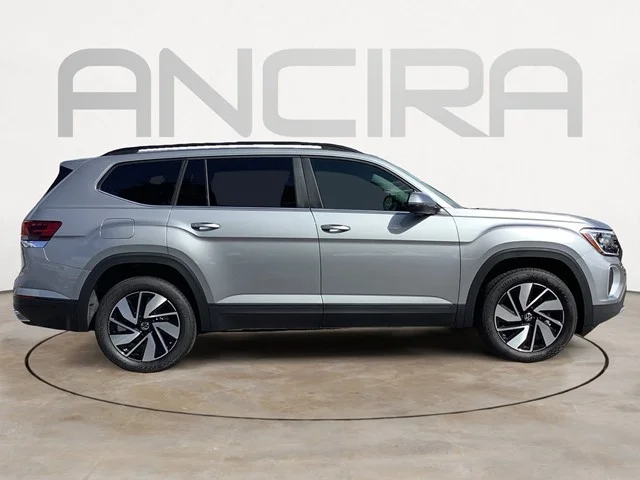 2025 Volkswagen Atlas SE w/Tech - Photo 9