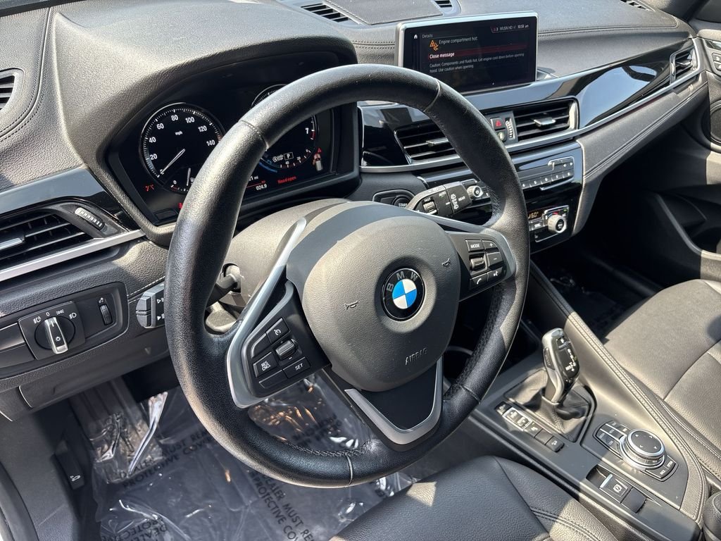 Used 2021 White BMW xDrive28i image 11