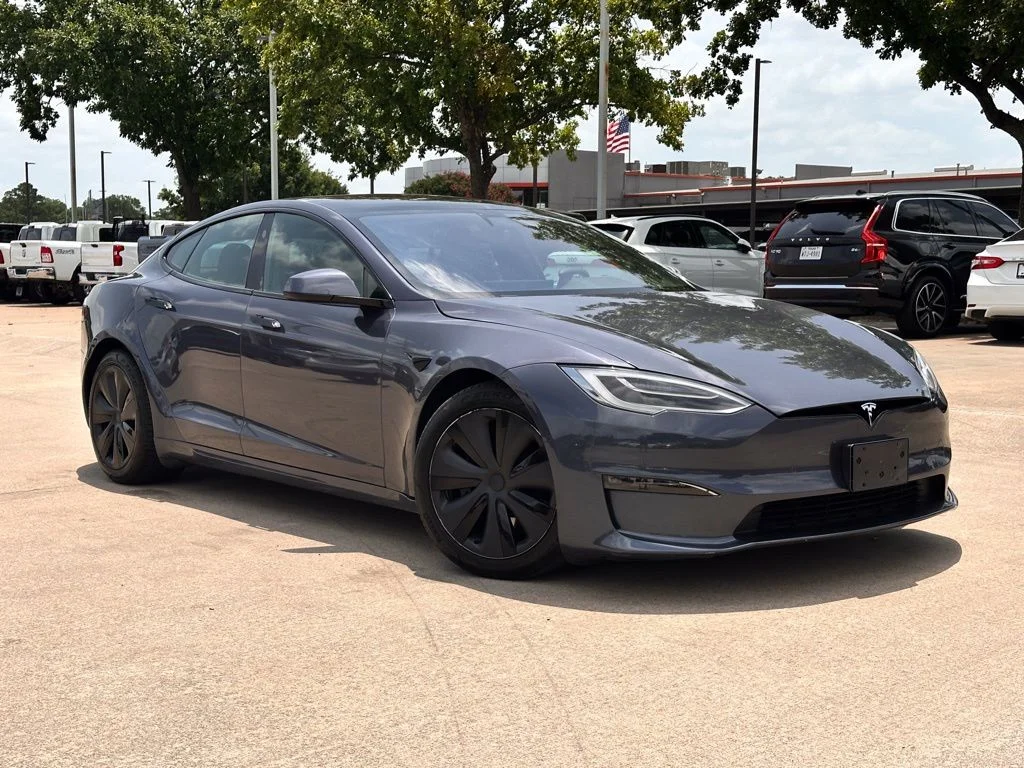 2022 Tesla Model S -'s photo