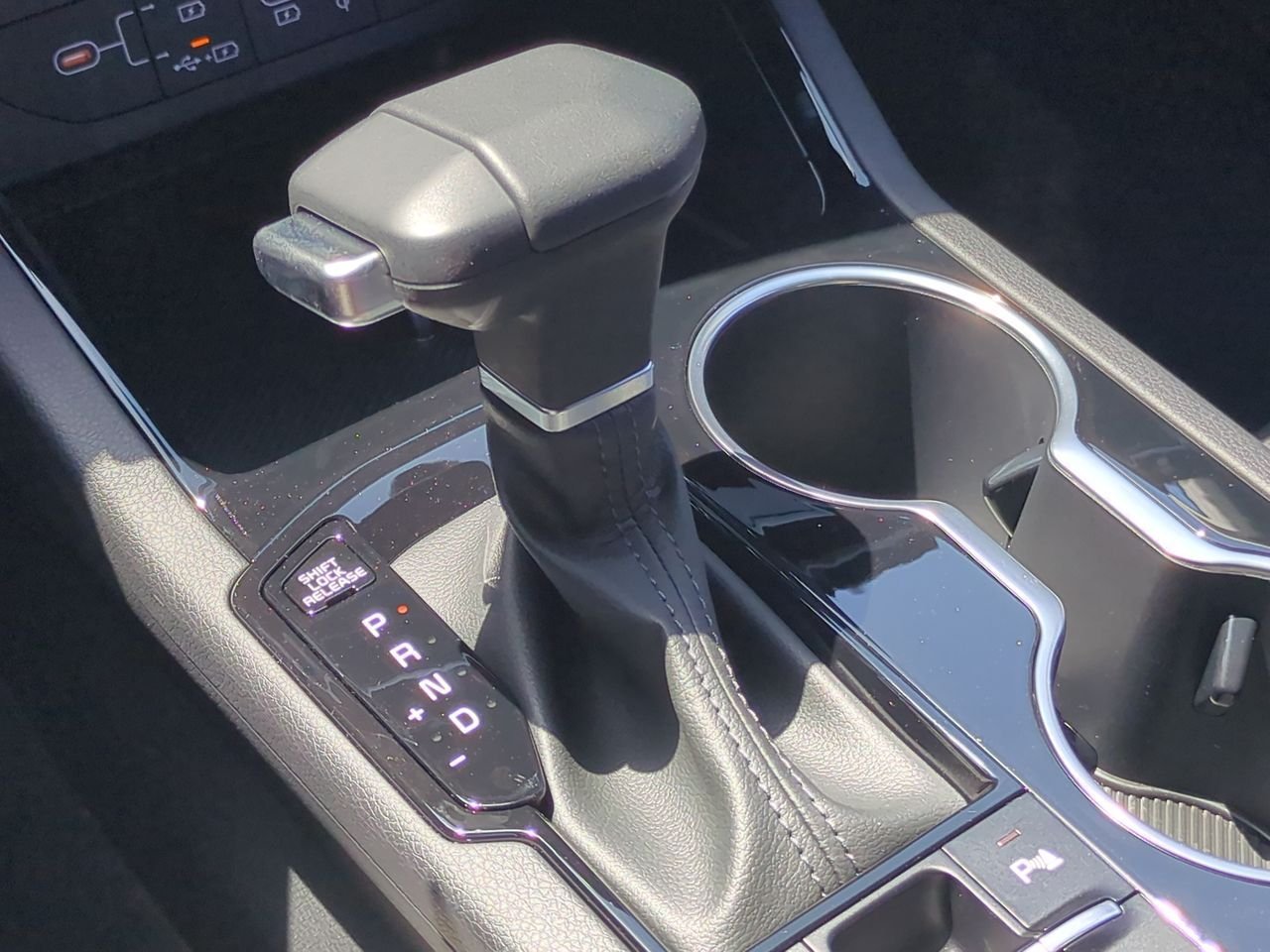 2026 Kia K5 GT-Line - Photo 16