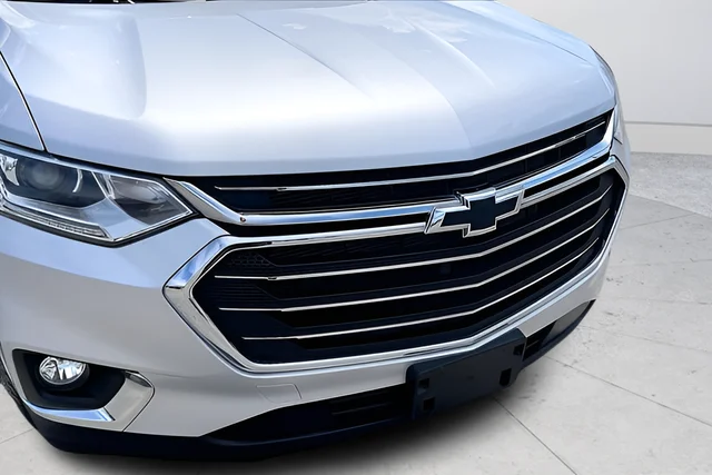 Used 2020 Silver Ice Metallic Chevrolet LT image 29