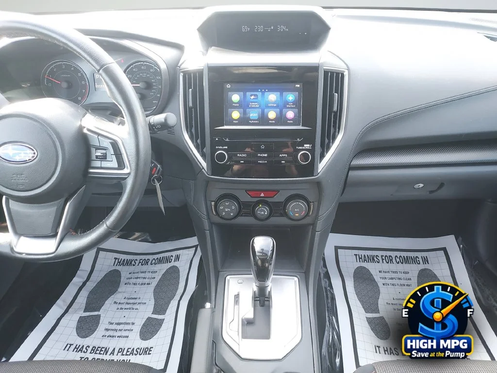 Used 2019 Silver Subaru 2.0i Premium image 15